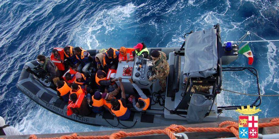 La marine italienne sauve 236 migrants au large de Lampedusa